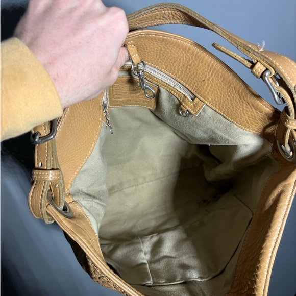 Coach 5715 Camel Pebbled Leather Made in The United States Hobo Shoulder Bag - Picture 6 of 12